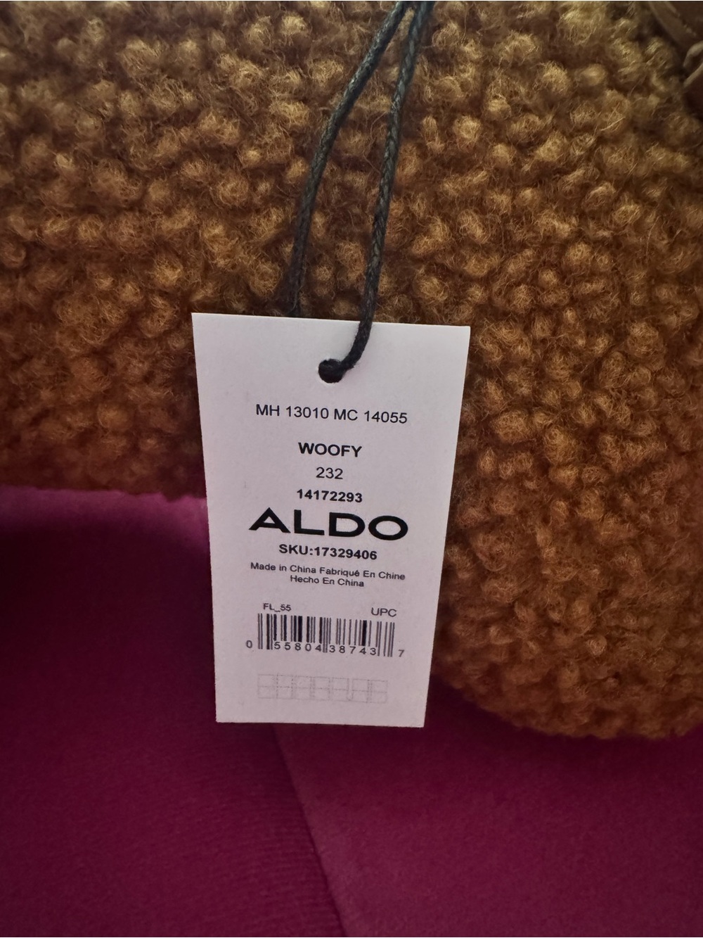Aldo “Woofy” dog wristlet bag - Picture 5 of 8
